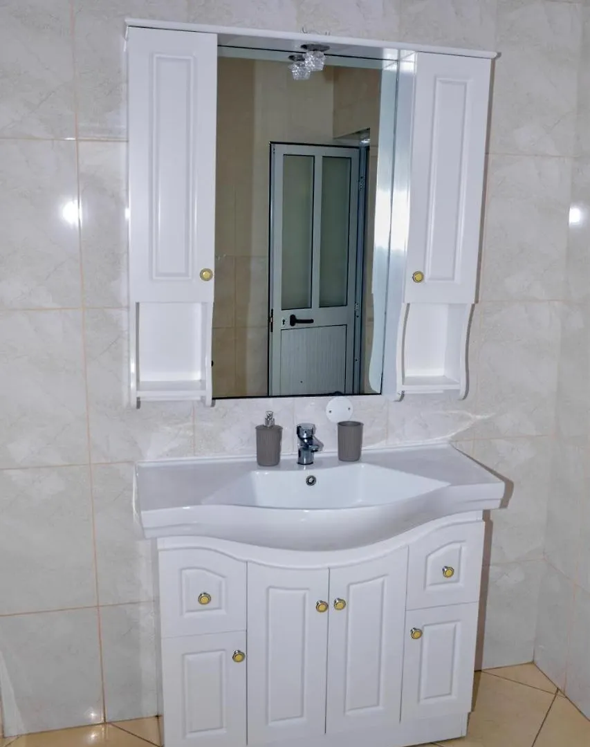 Casa Nela Grand Balcon Vitre Apartment Tarrafal