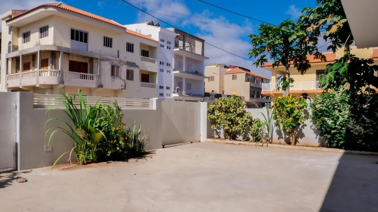Casa Nela Grand Balcon Vitre Apartment Tarrafal